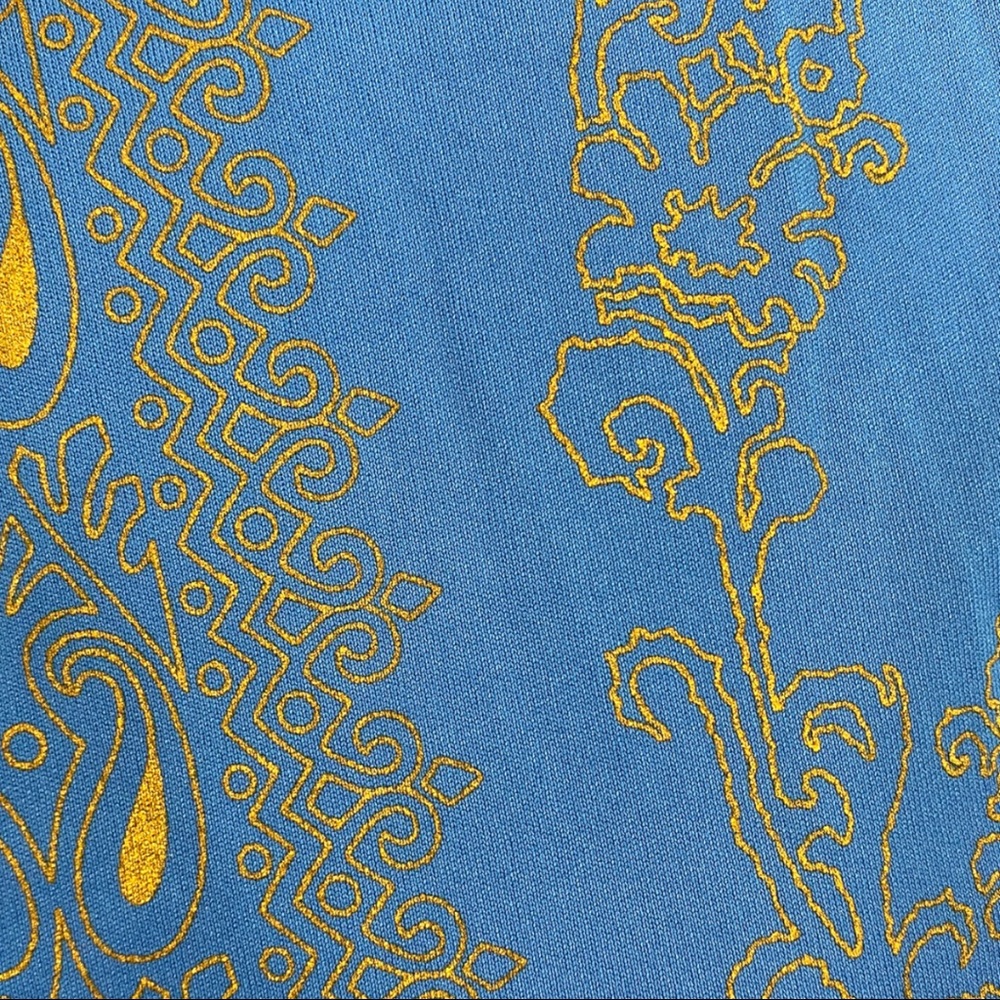 Vintage 70s Alfred Shaheen Blue and Gold Sleeveless Maxi Dress - Picture 4 of 9